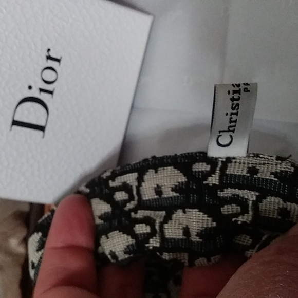 Christian Dior Hair Scrunchie - Picture 3 of 5